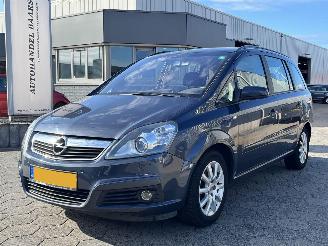 Voiture accidenté Opel Zafira 1.8 Temptation 2007/6
