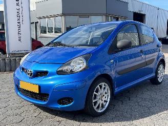 škoda osobní automobily Toyota Aygo 1.0-12V Access 2010/5