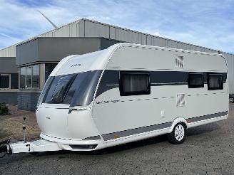 krockskadad bil caravan Hobby  Excellent Edition 2023/9