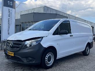 skadebil bedrijf Mercedes Vito 114 CDI Lang 2024/3