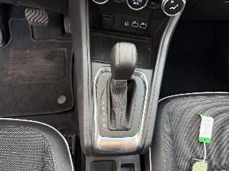 Renault Captur E-TECH HYBRID picture 21