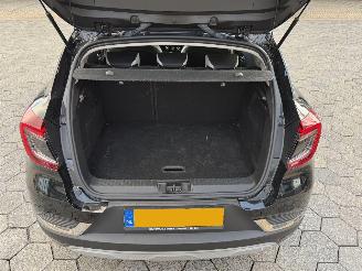 Renault Captur E-TECH HYBRID picture 13