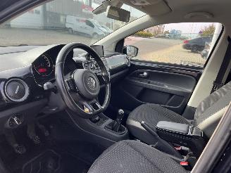Volkswagen Up! 1.0 high up! BlueMotion picture 16