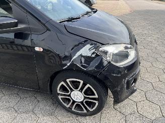 Volkswagen Up! 1.0 high up! BlueMotion picture 10