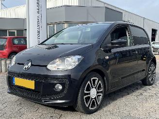Vaurioauto  passenger cars Volkswagen Up! 1.0 high up! BlueMotion 2013/1