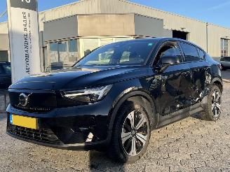 krockskadad bil auto Volvo C-40 Recharge Twin Intro Edition 78 kWh 2021/12
