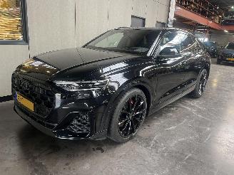 uszkodzony samochody osobowe Audi Q8 55 TFSI e quattro Pro Line COMPETITION S 380KW 2024/11
