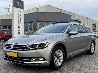 Voiture accidenté Volkswagen Passat Variant 1.6 TDI Business Edition AUTOMAAT 2015/11