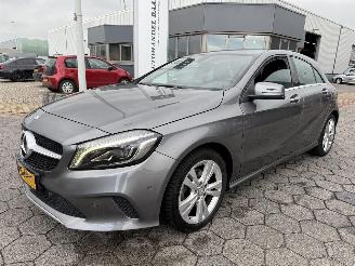 Damaged car Mercedes A-klasse 180 Prestige 2016/4