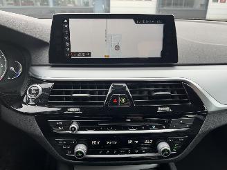 BMW 5-serie 520i High Executive picture 17