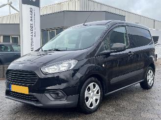 skadebil bedrijf Ford Transit Courier Van 1.5 TDCI Trend Duratorq S&S 2023/5