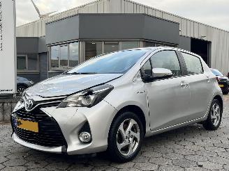 Avarii autoturisme Toyota Yaris 1.5 Hybrid Trend Bi-Tone 2016/1