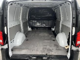 Mercedes Vito 114 CDI Lang picture 10
