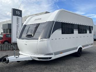 krockskadad bil caravan Hobby  460 SFF DE LUXE  AIRCO 2025/1