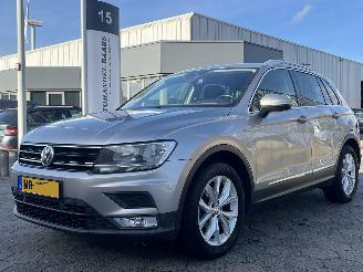 Schadeauto Volkswagen Tiguan 1.4 TSI ACT Connected Series AUTOMAAT 2017/1