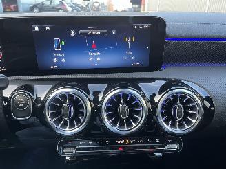 Mercedes Cla-klasse 250 e Luxury Line picture 19