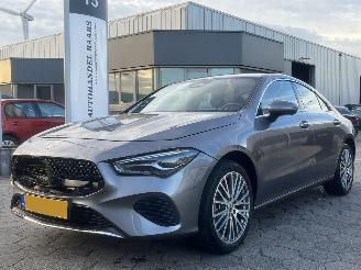 damaged passenger cars Mercedes Cla-klasse 250 e Luxury Line 2023/9