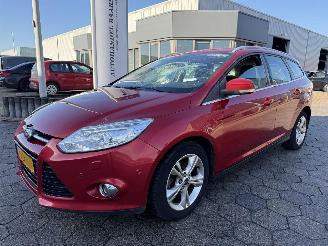 Schadeauto Ford Focus Wagon 1.6 TDCI ECOnetic Lease Titanium 2012/12