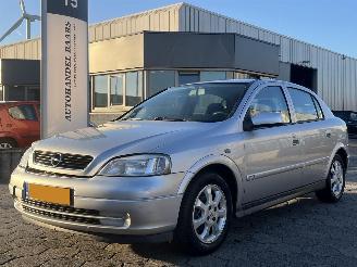 krockskadad bil auto Opel Astra 1.6 Njoy AUTOMAAT 2004/1