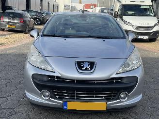 Peugeot 207 CC 1.6-16V T Sport picture 2