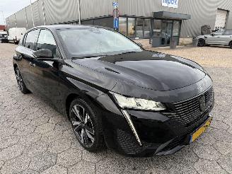 Peugeot 308 1.2 PureTech Allure picture 3