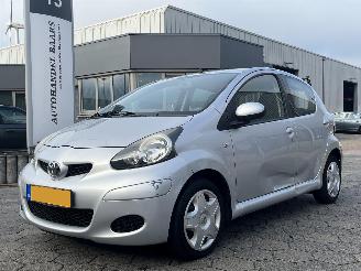 Schadeauto Toyota Aygo 1.0-12V Comfort 2009/10