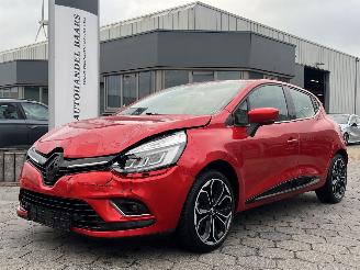 Schadeauto Renault Clio 1.2 TCe Intens 2017/1