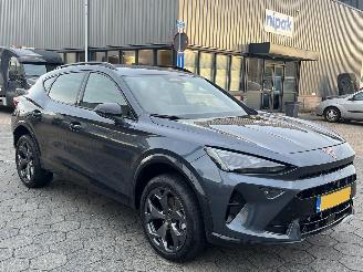 Damaged car Cupra Formentor 1.5 TSI e-Hybrid Business 2025/8