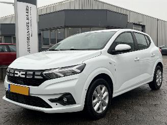 krockskadad bil auto Dacia Sandero 1.0 TCe 90 Expression 2024/3