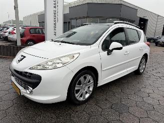 Damaged car Peugeot 207 SW 1.6 VTi XS 2009/2