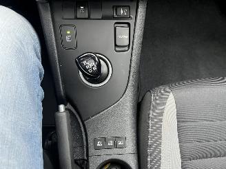 Toyota Auris 1.8 Hybrid Trend picture 21