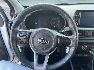 Kia Picanto 1.0 CVVT ComfortPlusLine Navigator picture 17