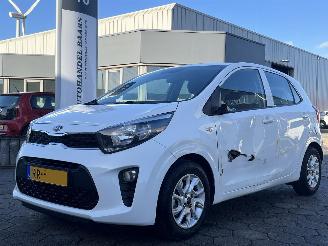 skadebil auto Kia Picanto 1.0 CVVT ComfortPlusLine Navigator 2018/3