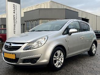 Opel Corsa 1.4-16V \'111\' Edition 2010/5