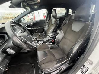 Volvo V-40 2.0 D2 R-Design Business picture 15