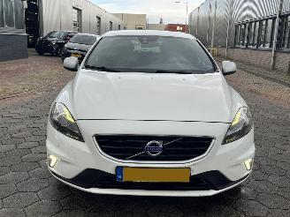 Volvo V-40 2.0 D2 R-Design Business picture 2