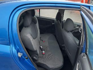 Toyota Yaris 1.3 VVT-i Sol picture 12