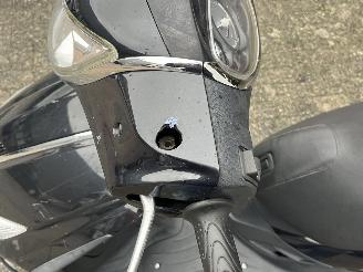 Piaggio  Fly picture 10