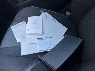 Volvo V-40 2.0 T2 R-Design picture 22