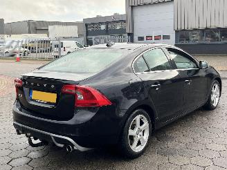 Volvo S-60 2.0 D4 Summum AUTOMAAT picture 4