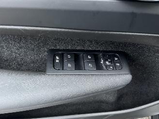 Volvo XC40 Single Motor Extended Range Plus 82 kWh picture 16