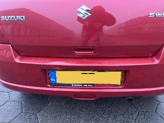 Suzuki Swift 1.3 GLS picture 8