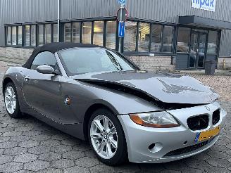 bruktbiler auto BMW Z4 Roadster 2.2i 2004/6