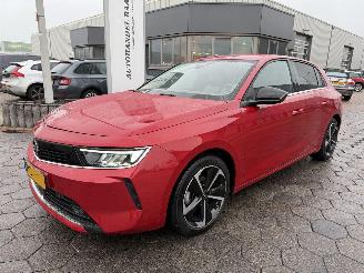 Damaged car Opel Astra 1.2 Elegance 2023/3