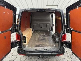 Volkswagen Transporter 2.0 TDI L1H1 picture 9