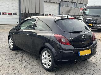 Opel Corsa 1.4-16V Color Edition picture 6