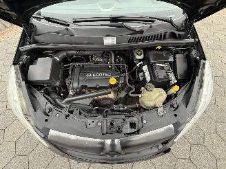 Opel Corsa 1.2-16V Essentia picture 10