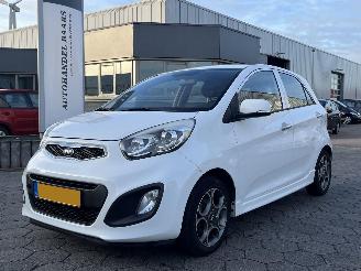 Voiture accidenté Kia Picanto 1.0 CVVT Design Edition 2013/1
