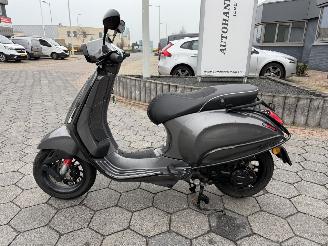 dommages scooters Vespa  Sprint 4T Sport 2018/2