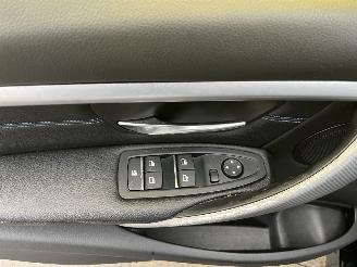 BMW 3-serie 320i Edition M Sport Shadow Executive picture 14